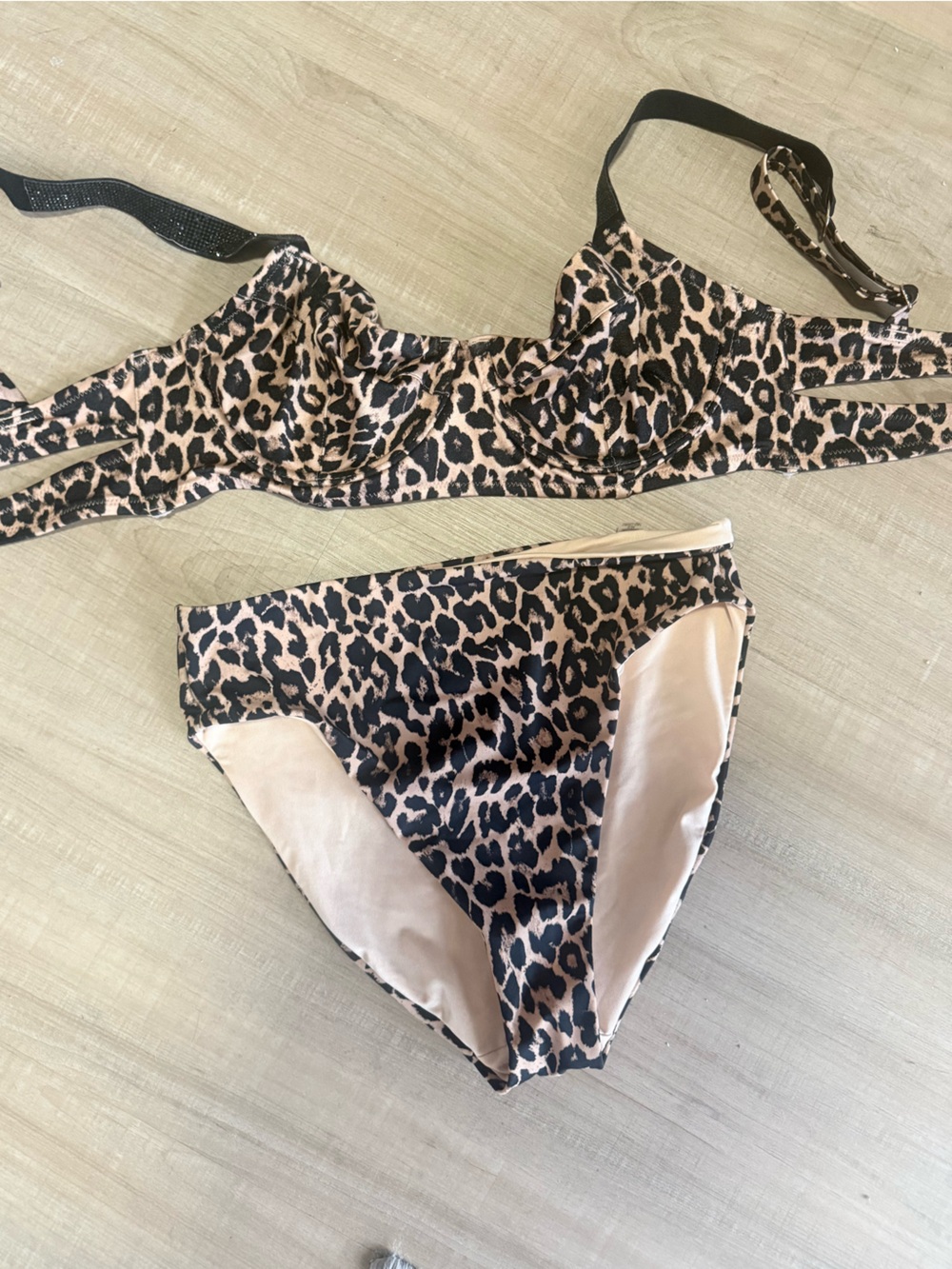 Victoria's Secret Leopard Print Tan and Black Bra Straps